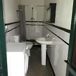 Nyaraló Guaires