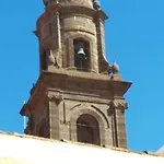 Guaires Nyaraló *