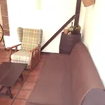 Nyaraló Guaires *
